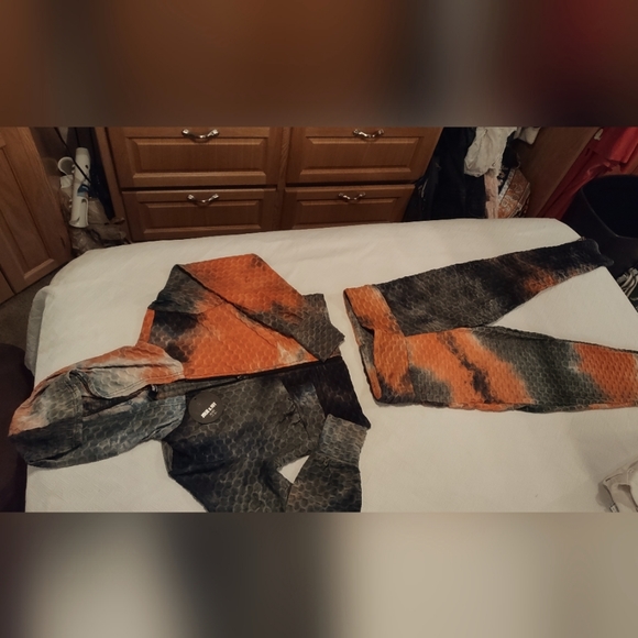 Work outset - Picture 1 of 1